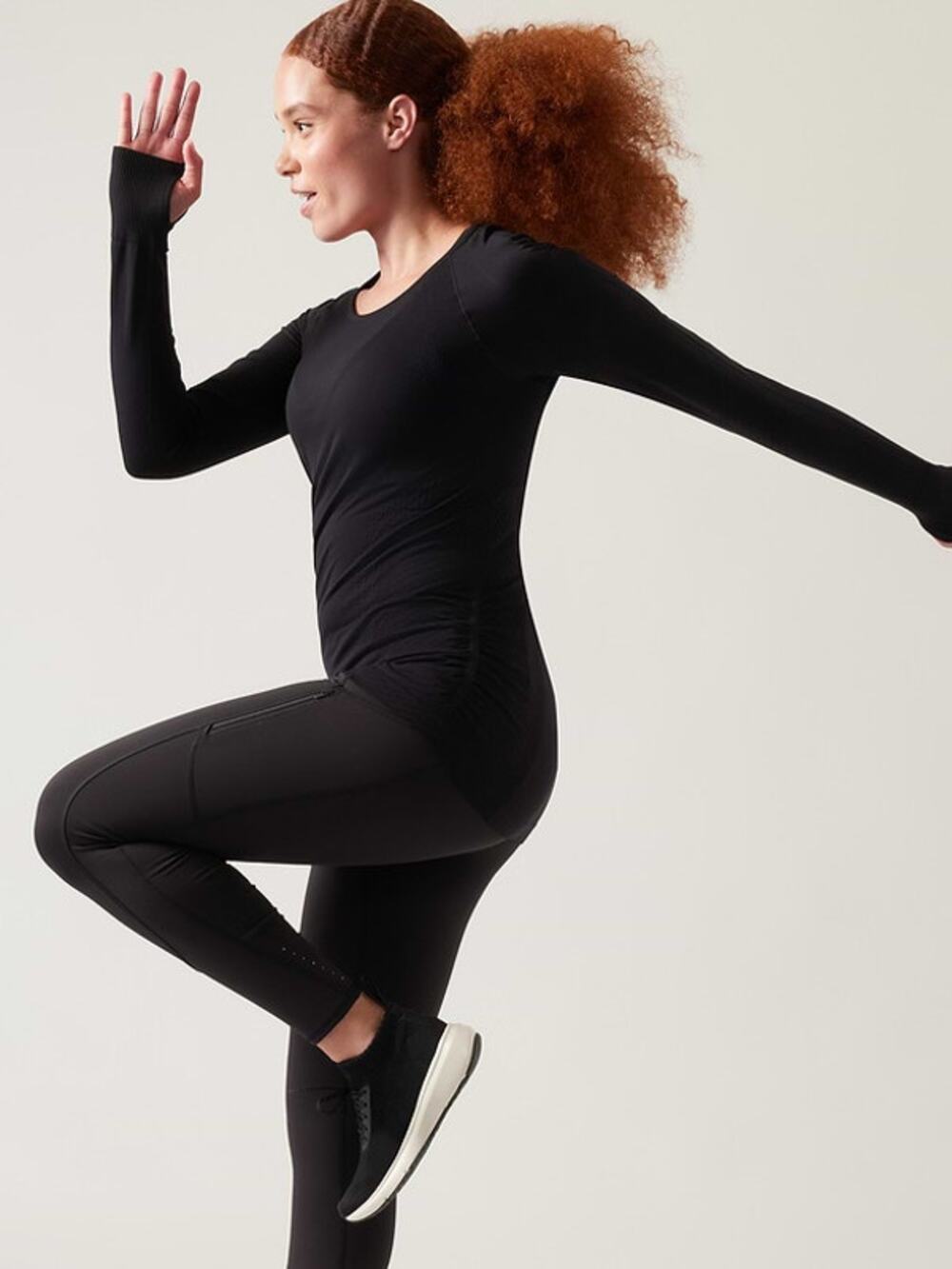 Activewear Workout Fitness Athleta Speedlight Seamless Top Ruched Side Hem Grip